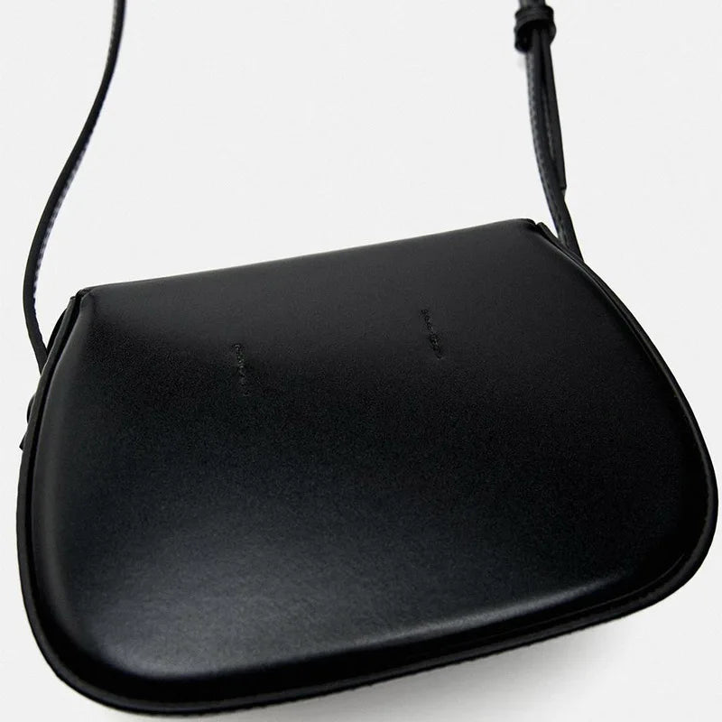 Female casual black small pu leather saddle armpit bag 2025 luxury designer chain shoulder cross bag women vintage armpit handba