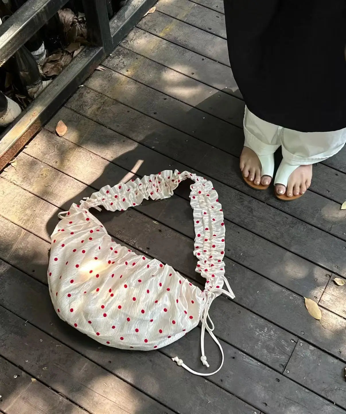 Women Chic Underarm Bag Large Capacity Polka Dot Retro Crossbody Bag All Matched Pleated Dumpling Bag Casual Zipper Canvas Bag