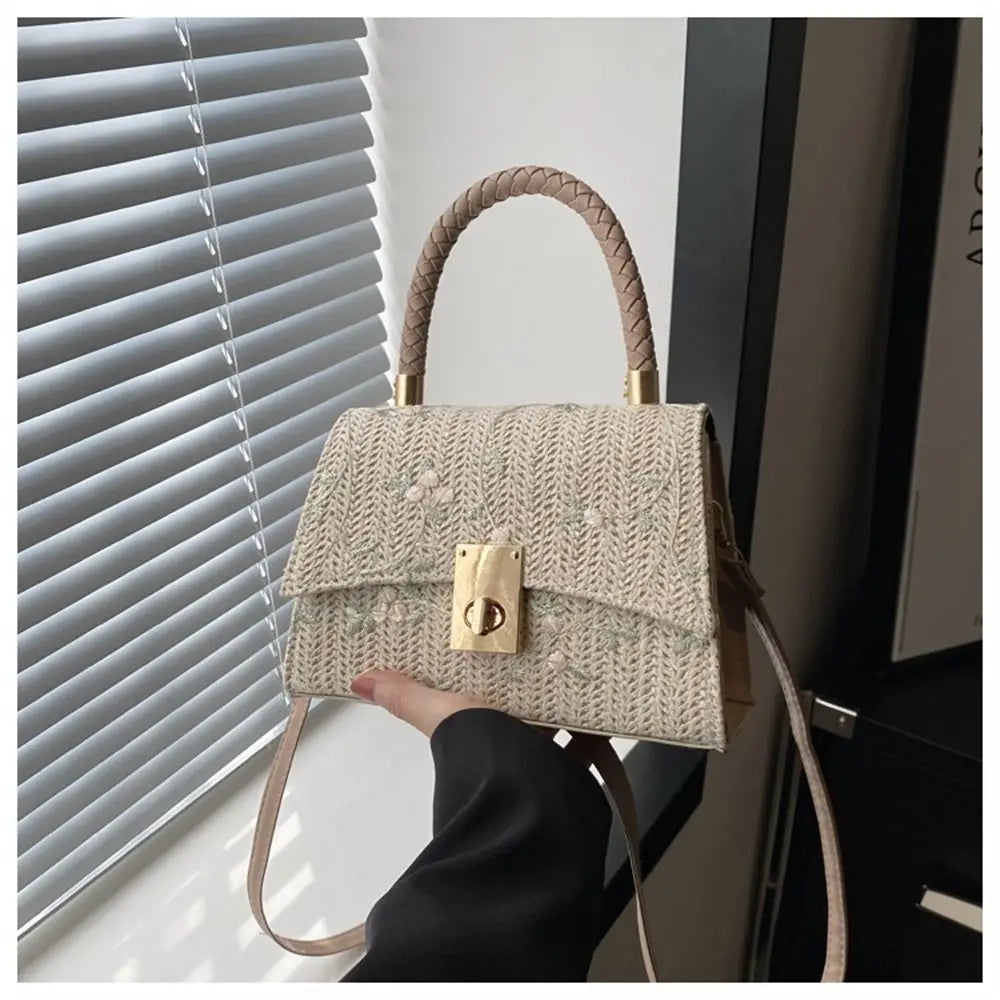 Fashion Rattan Straw Bag Large Capacity Handmade Braid Grass Woven Bag Bohemian Shoulder Messenger Bag for Women Girls