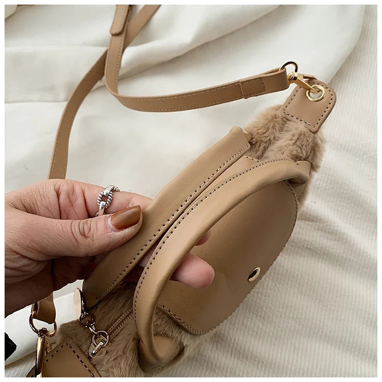 Cute Autumn And Winter Plush Mini Handbag Fashion Temperament Girls Mini Coin Purse Korean Version Versatile Crossbody Bag