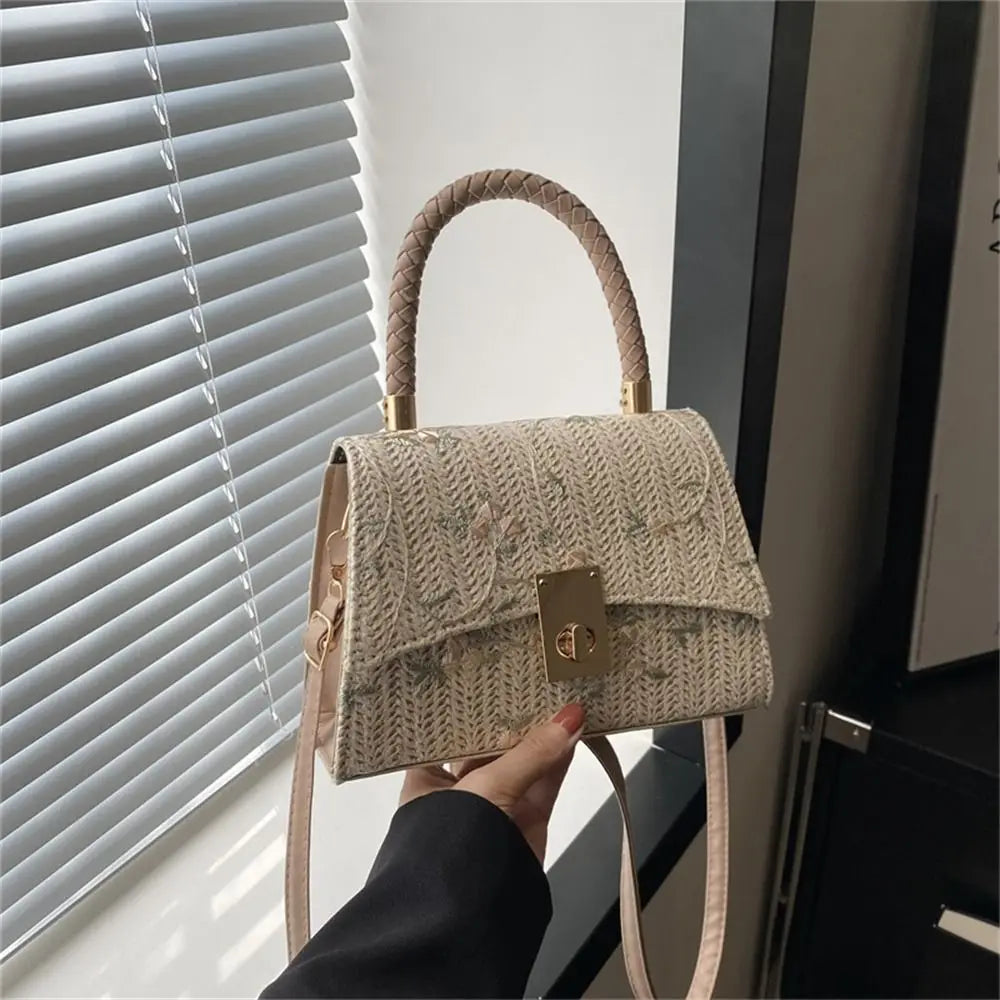 Fashion Rattan Straw Bag Large Capacity Handmade Braid Grass Woven Bag Bohemian Shoulder Messenger Bag for Women Girls