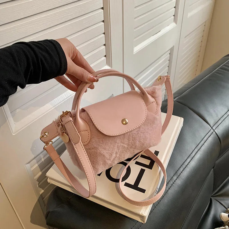 Cute Autumn And Winter Plush Mini Handbag Fashion Temperament Girls Mini Coin Purse Korean Version Versatile Crossbody Bag
