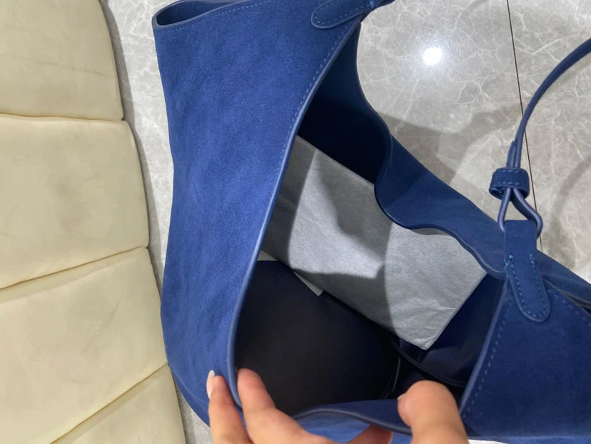 2023 Autumn and Winter Handbag Genuine Leather Dumpling Bucket Bag Niche Shoulder Tote