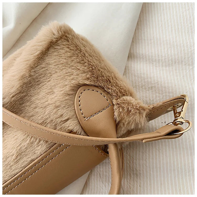 Cute Autumn And Winter Plush Mini Handbag Fashion Temperament Girls Mini Coin Purse Korean Version Versatile Crossbody Bag