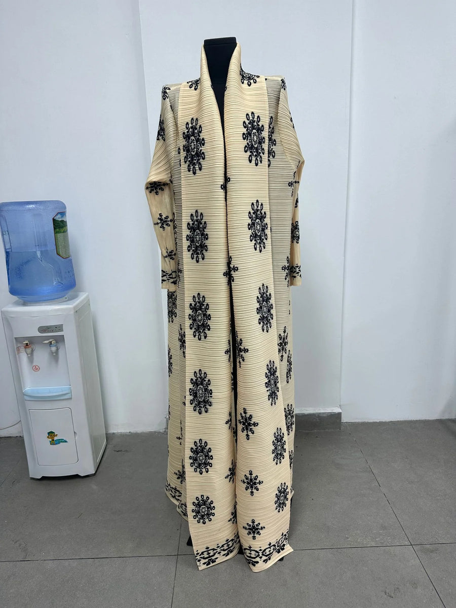 OEM/ODM High Quality Abaya 2025 Dubai Women's Modest Traditional Muslim Plus Size Front Open Cardigan Pleated Long Kaftan Robe — color  18