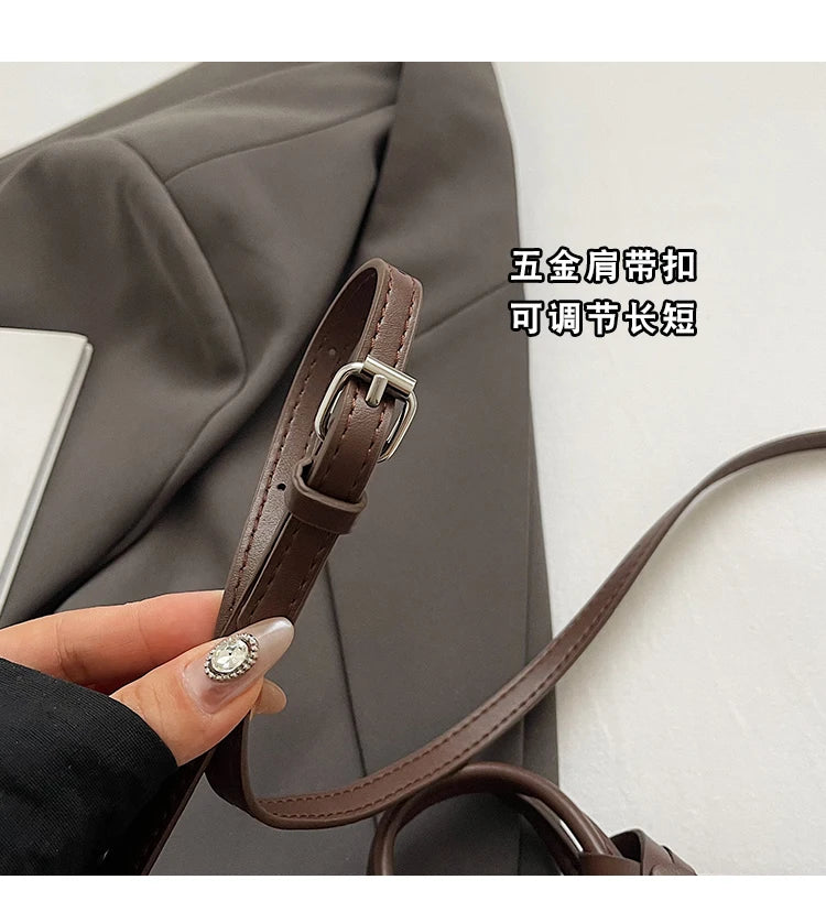 Bowling mini small bag style 2025 famous brand all-match lipstick bag light luxury designer niche high-end messenger bag trend