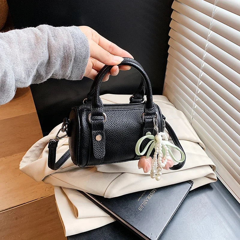 Candy Color Pu Leather Handbag Clutch Bag Fashion bolsa feminina Brand Small Square Bag 2025 New Versatile Mobile Phone Bag Purs