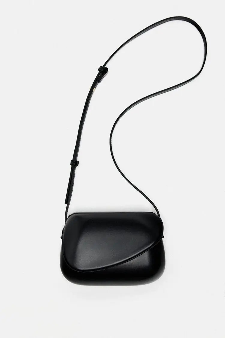 Female casual black small pu leather saddle armpit bag 2025 luxury designer chain shoulder cross bag women vintage armpit handba