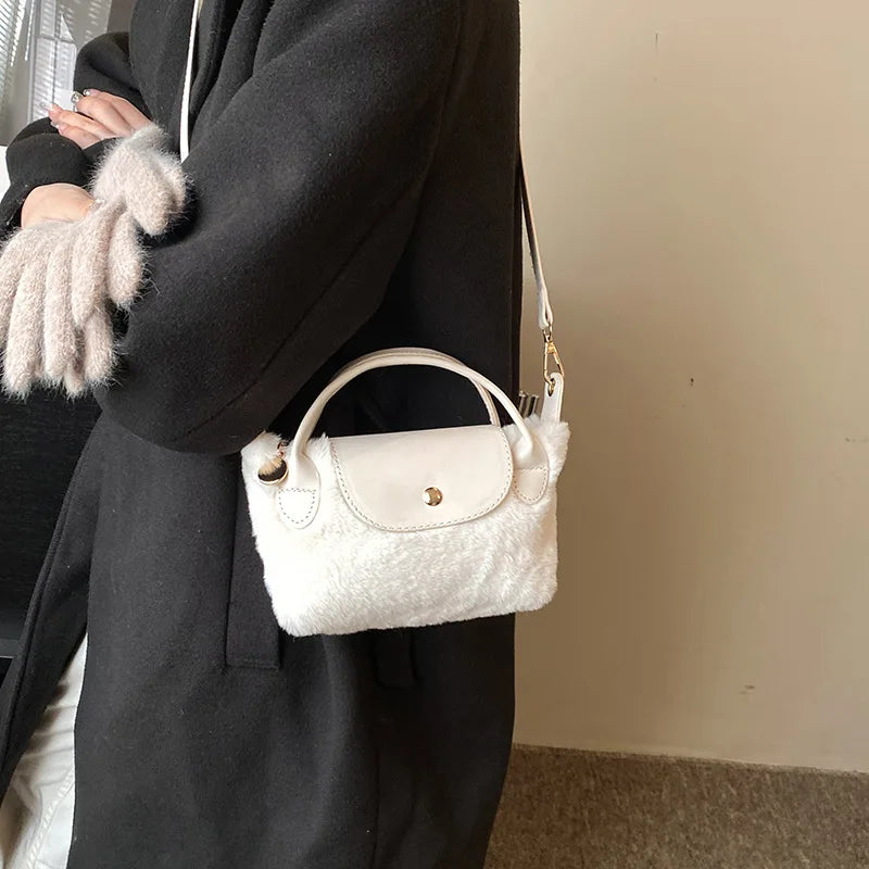 Cute Autumn And Winter Plush Mini Handbag Fashion Temperament Girls Mini Coin Purse Korean Version Versatile Crossbody Bag