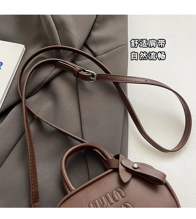 Bowling mini small bag style 2025 famous brand all-match lipstick bag light luxury designer niche high-end messenger bag trend