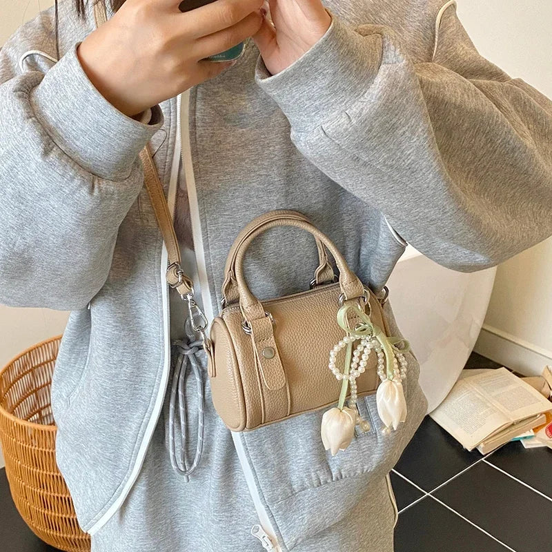 Candy Color Pu Leather Handbag Clutch Bag Fashion bolsa feminina Brand Small Square Bag 2025 New Versatile Mobile Phone Bag Purs