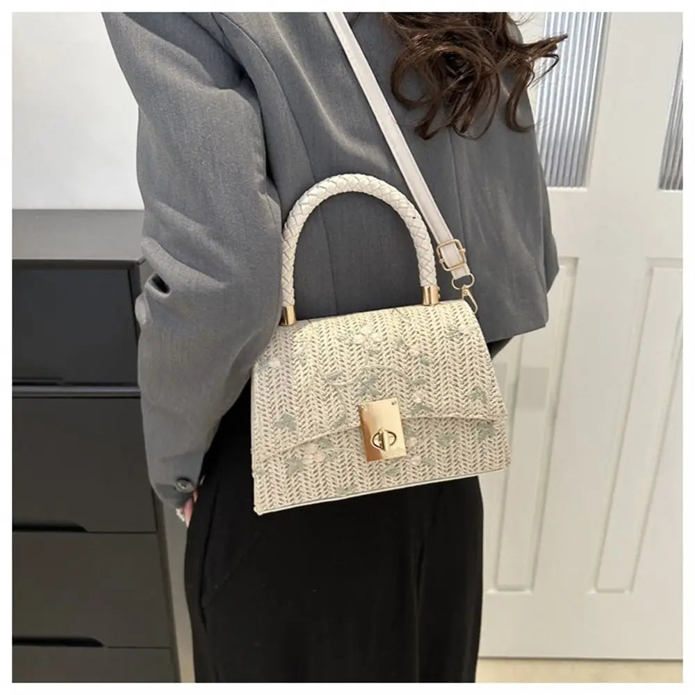 Fashion Rattan Straw Bag Large Capacity Handmade Braid Grass Woven Bag Bohemian Shoulder Messenger Bag for Women Girls