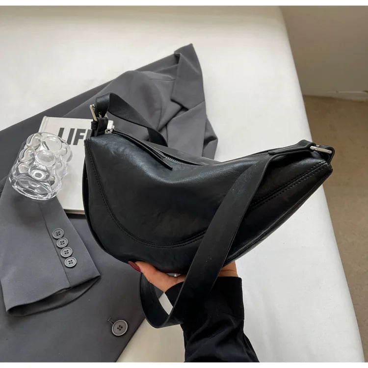 Niche Design Simple Solid Colour Dumpling Bag Women New Fashion Senior Sense PU Leather Shoulder Bag Versatile Crossbody Bag