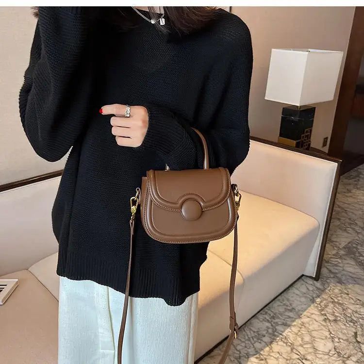 Senior Texture Small Bag Female 2025 Spring Summer New Popular Pop Crossbody Package Network Red Small Handheld Saddle Bags
