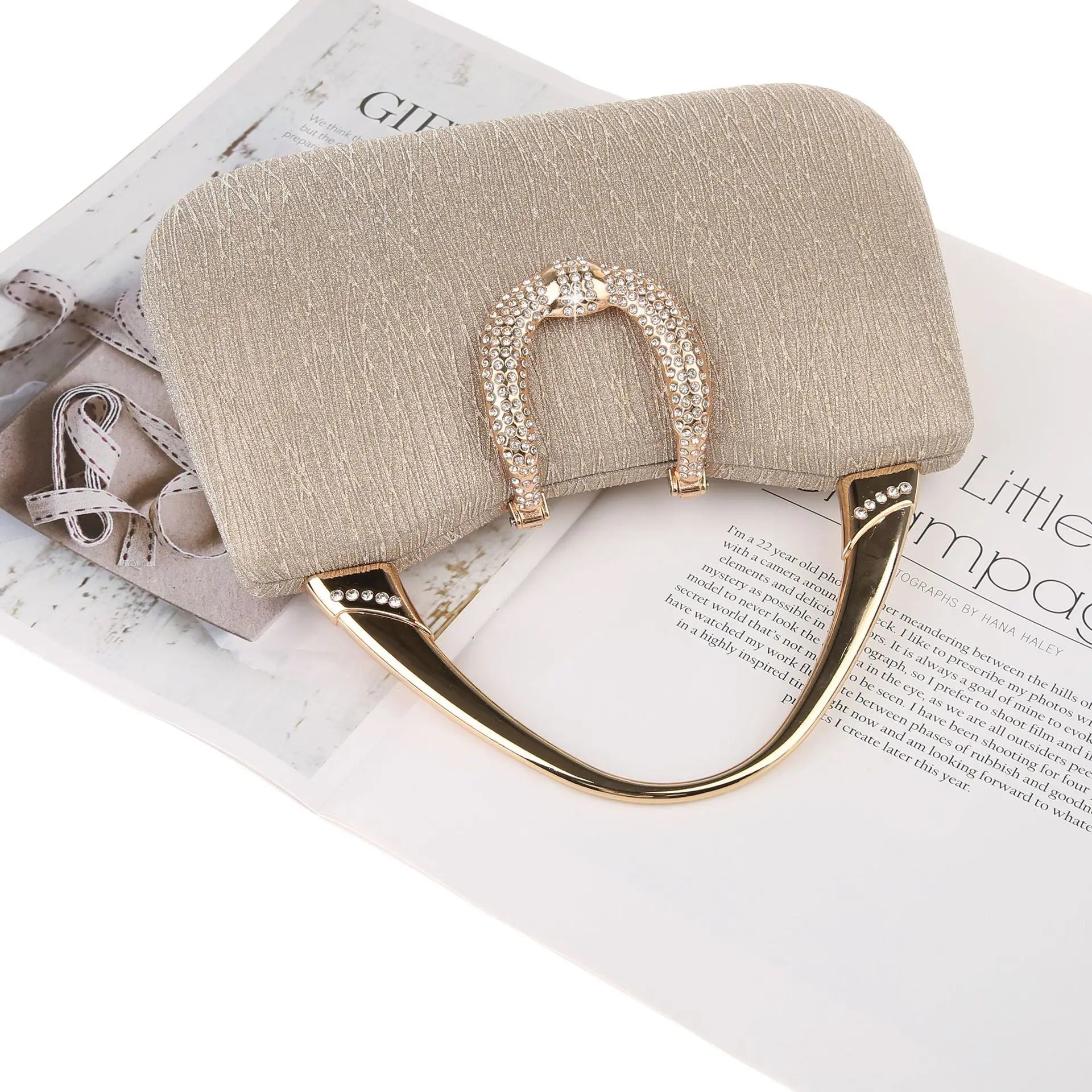 2024 Fashion Trend New Women's Bag High-end Texture Fine Glitter Exquisite Hand-held Evening Bag Fashion Urban Beauty Clutch Bag