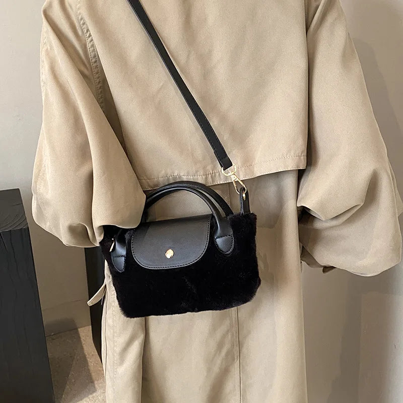 Cute Autumn And Winter Plush Mini Handbag Fashion Temperament Girls Mini Coin Purse Korean Version Versatile Crossbody Bag