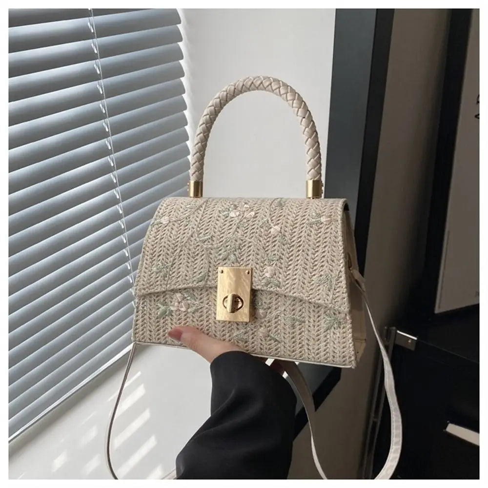 Fashion Rattan Straw Bag Large Capacity Handmade Braid Grass Woven Bag Bohemian Shoulder Messenger Bag for Women Girls