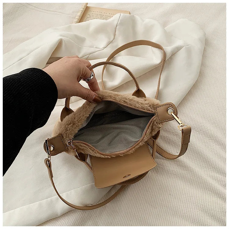 Cute Autumn And Winter Plush Mini Handbag Fashion Temperament Girls Mini Coin Purse Korean Version Versatile Crossbody Bag