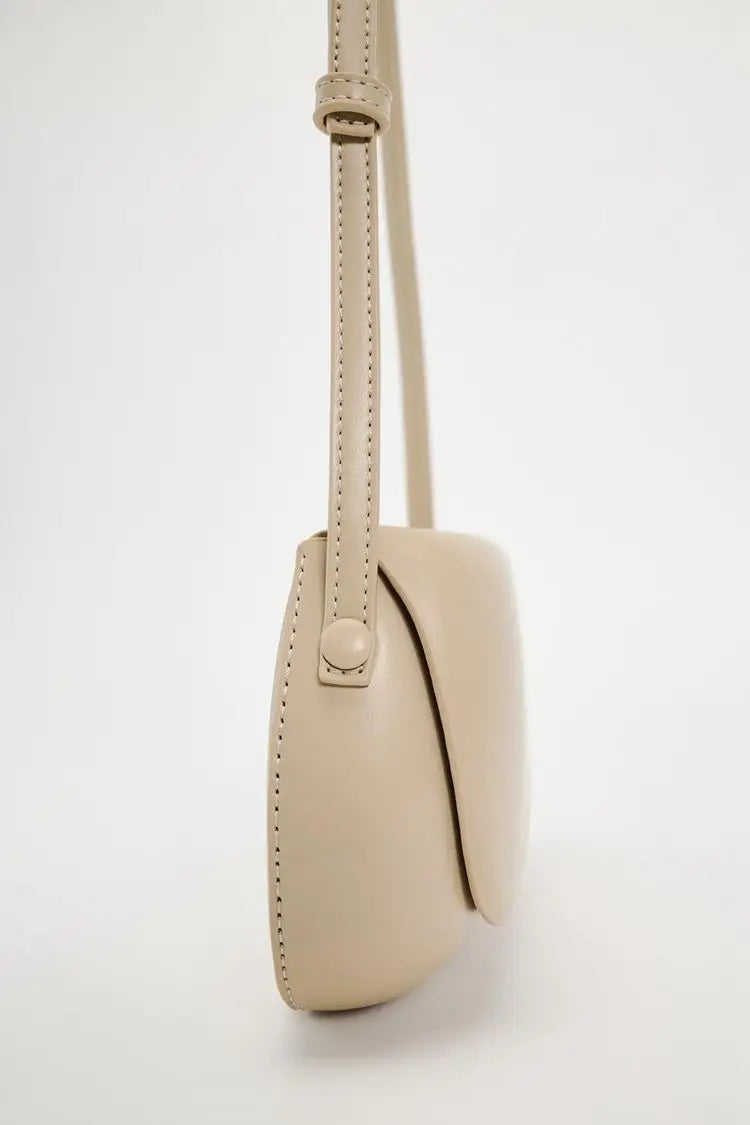 Female casual black small pu leather saddle armpit bag 2025 luxury designer chain shoulder cross bag women vintage armpit handba